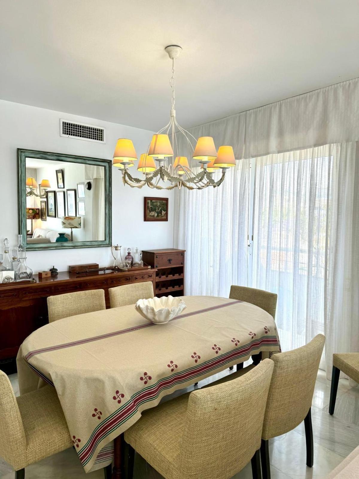 Apartment Homely Vistas Al Mar *