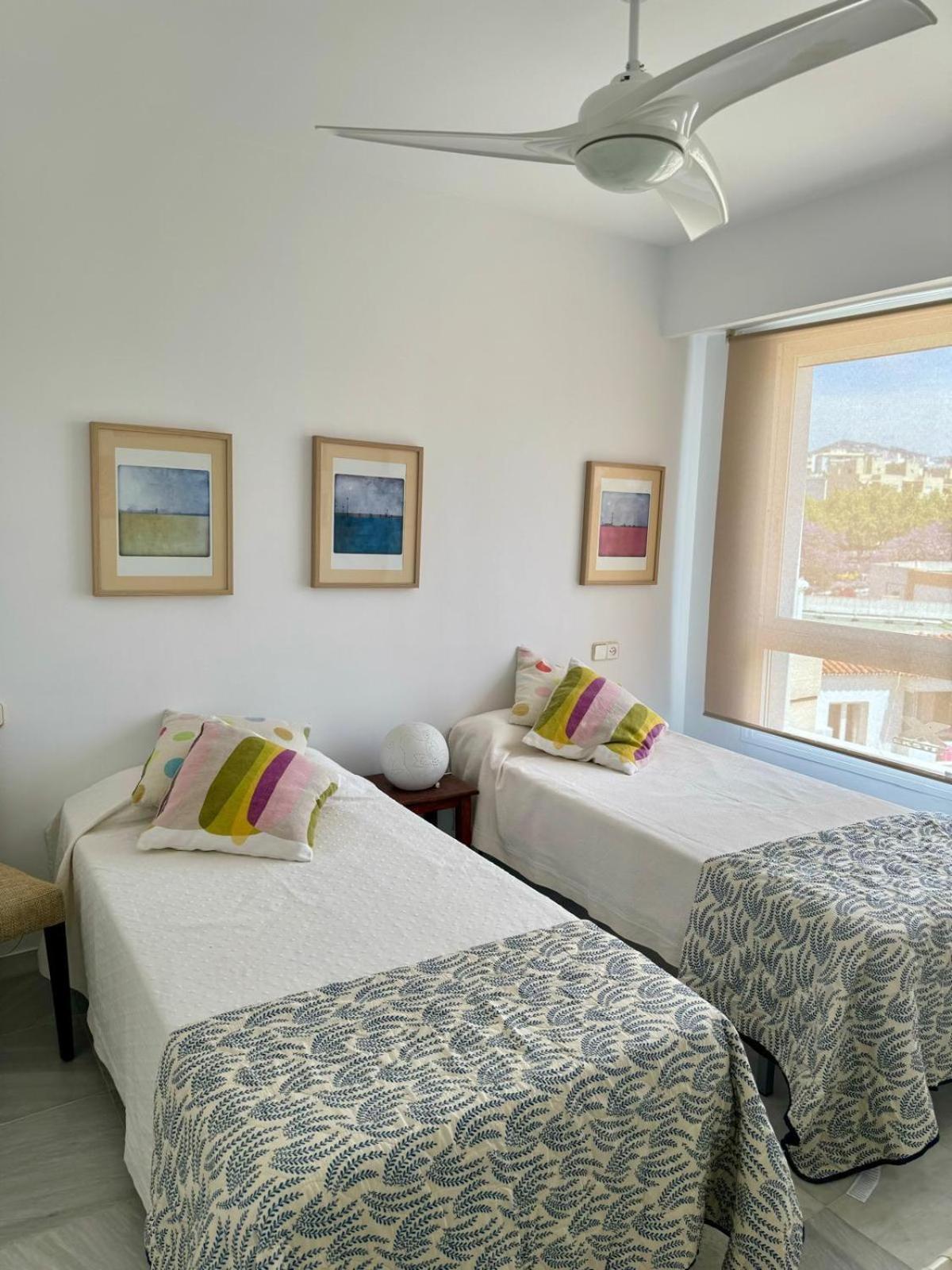 Homely Vistas Al Mar Apartment Marbella